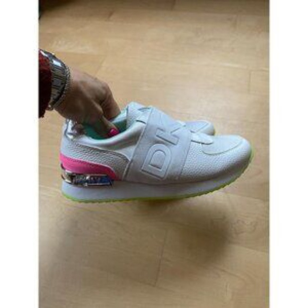DKNY White Sneakers with Mint Green Interior - Picture 5 of 9